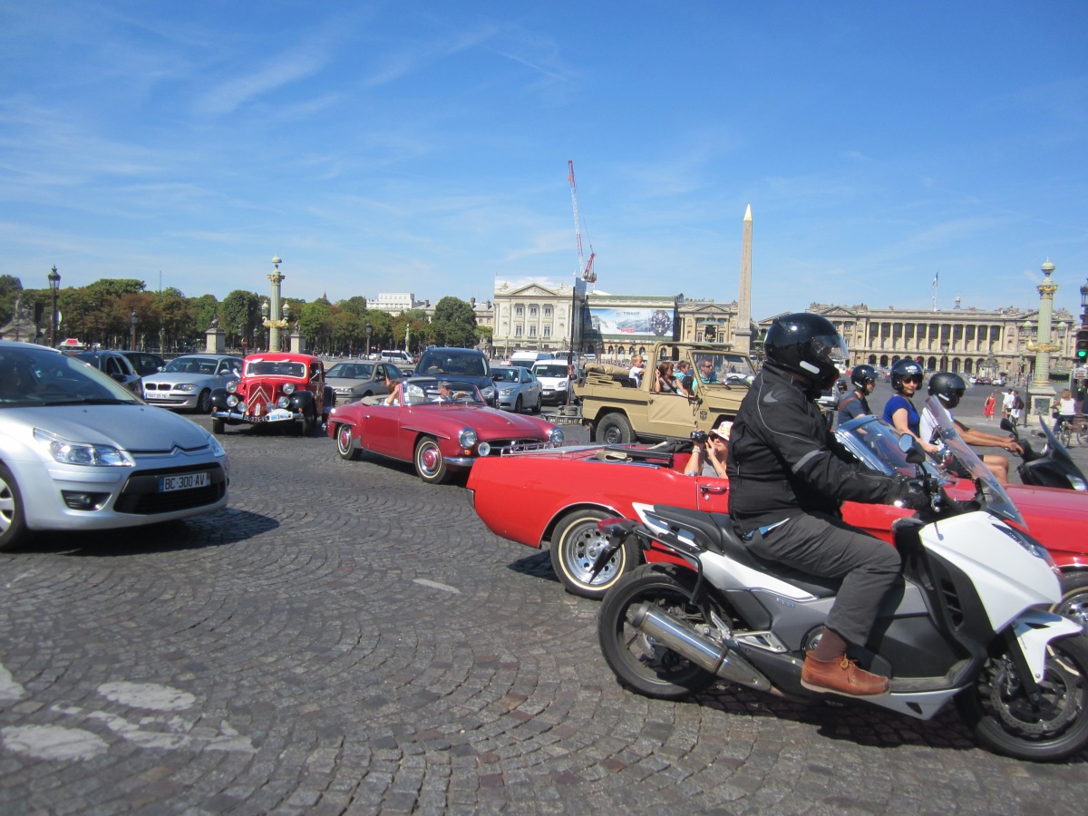 Old Cars, Place de la Concorde